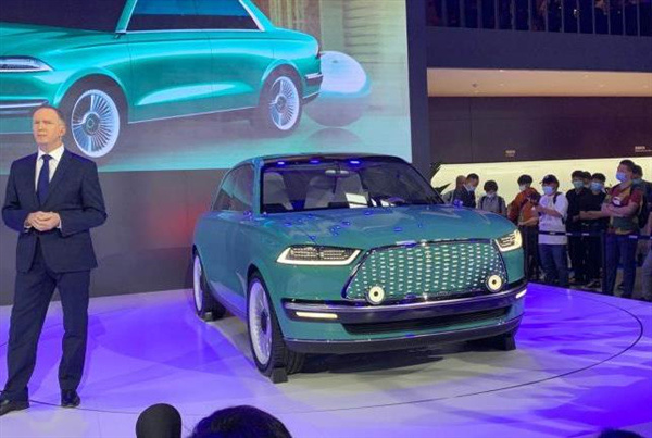 中国汽车品牌首次长城球王会汽车欧拉欧洲体验中心设计获“2022年德国品牌奖”