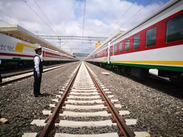 球王会:向非洲人开放的铁路“很中国”